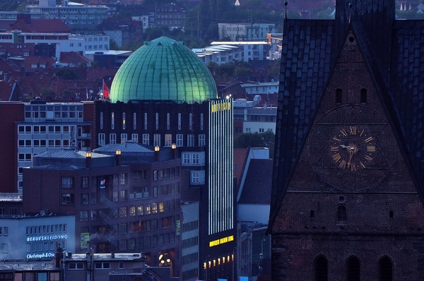 Hannover bei Nacht  007.jpg - Lothar Schulz